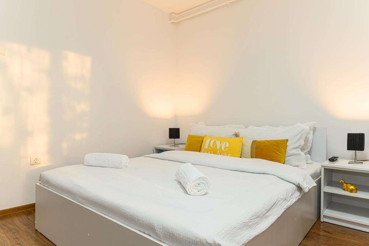 Jad - Family - Apartments & Studios Brasov Exterior photo