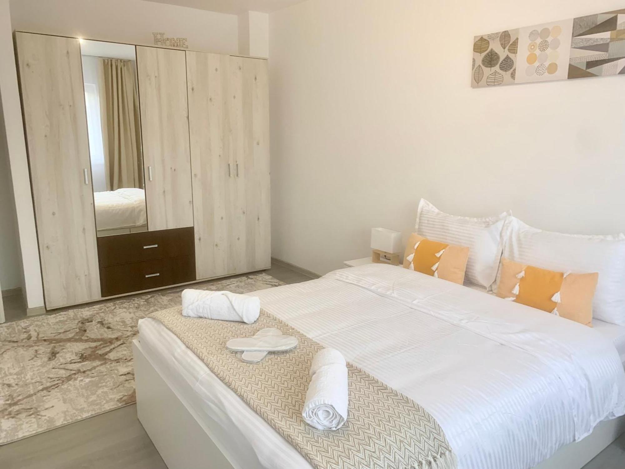 Jad - Family - Apartments & Studios Brasov Exterior photo